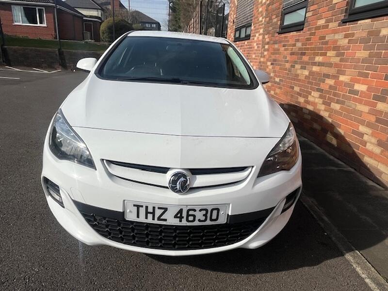 VAUXHALL ASTRA