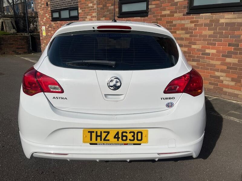 VAUXHALL ASTRA
