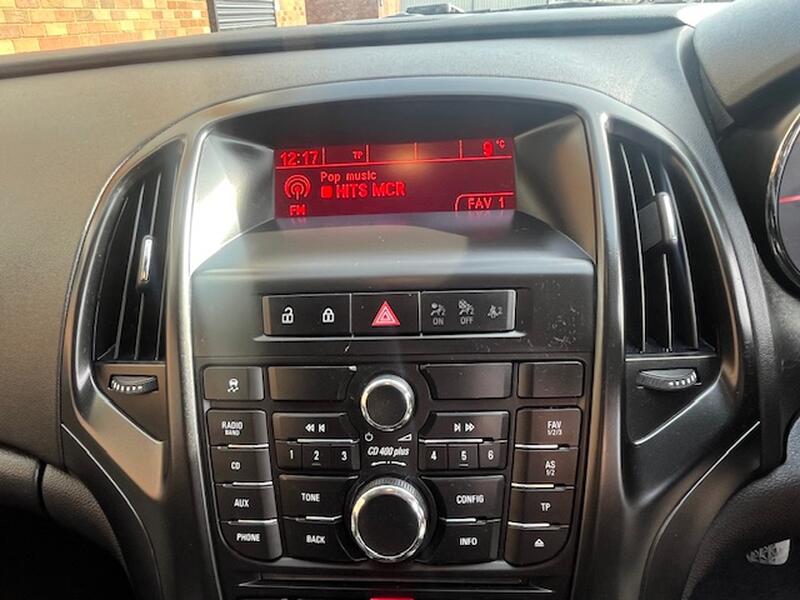 VAUXHALL ASTRA
