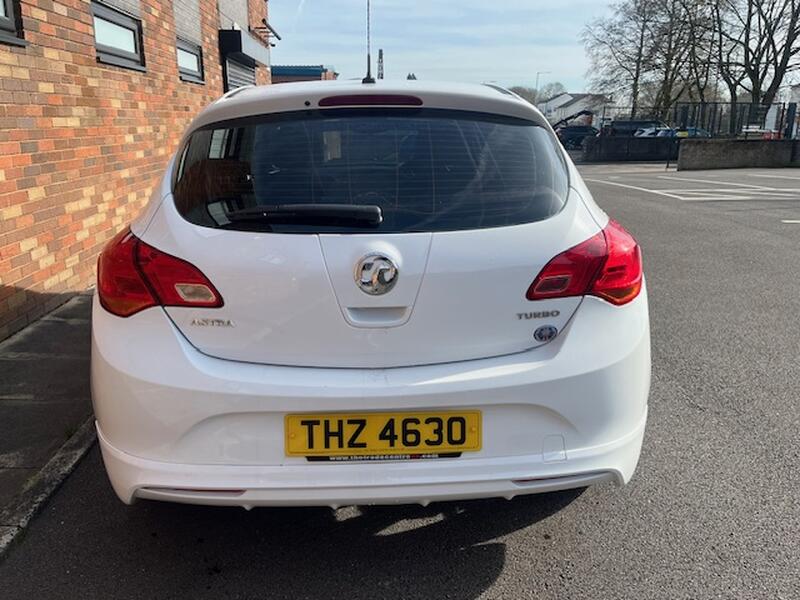 VAUXHALL ASTRA